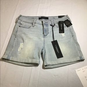 Women’s jeans shorts